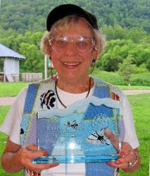 Evelyn Gordon received the Lifetime Service Award!